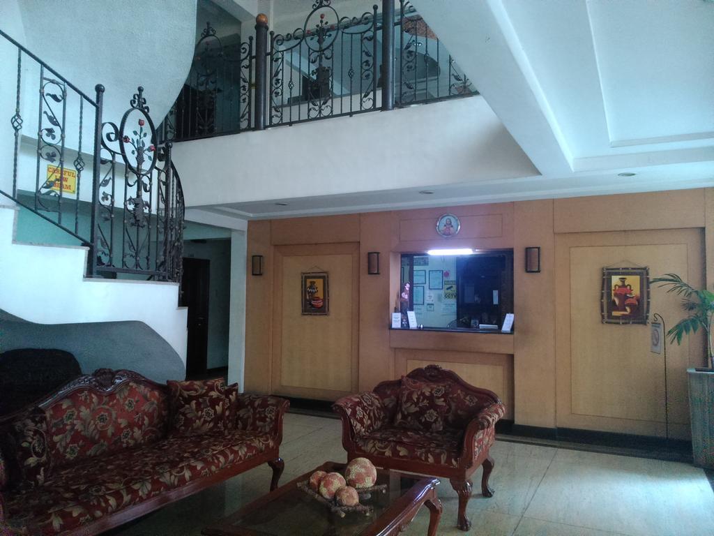 Casa Nicarosa Hotel And Residences Manila Bagian luar foto