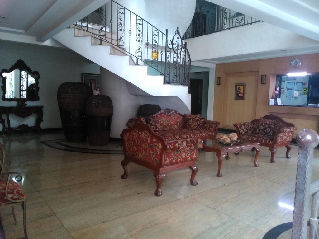 Casa Nicarosa Hotel And Residences Manila Bagian luar foto